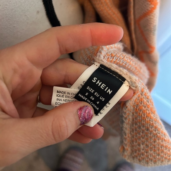 Shein blush, pink and orange Aztec fold over cardigan long sleeve - Picture 4 of 4